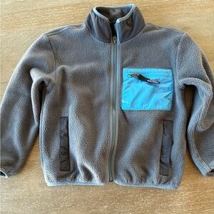 Patagonia Gray Fleece with Blue Accents